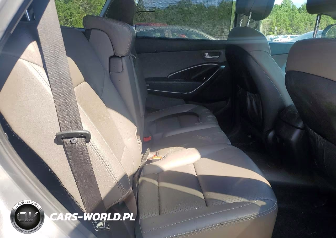 2018 Hyundai Santa Fe Se VIN:KM8SNDHF1JU260536 - 11