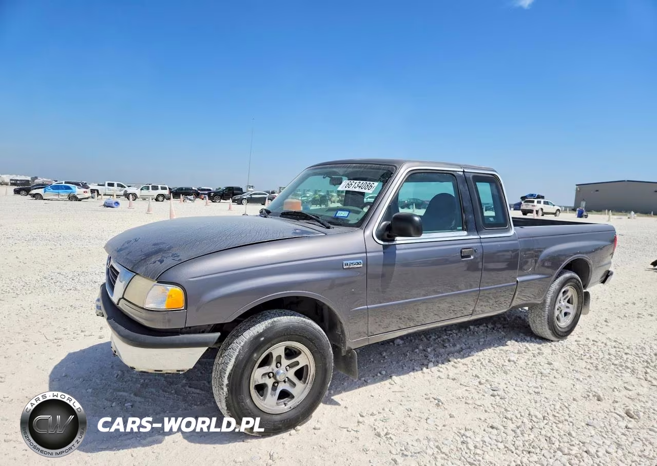 2000 Mazda B2500 Cab Plus