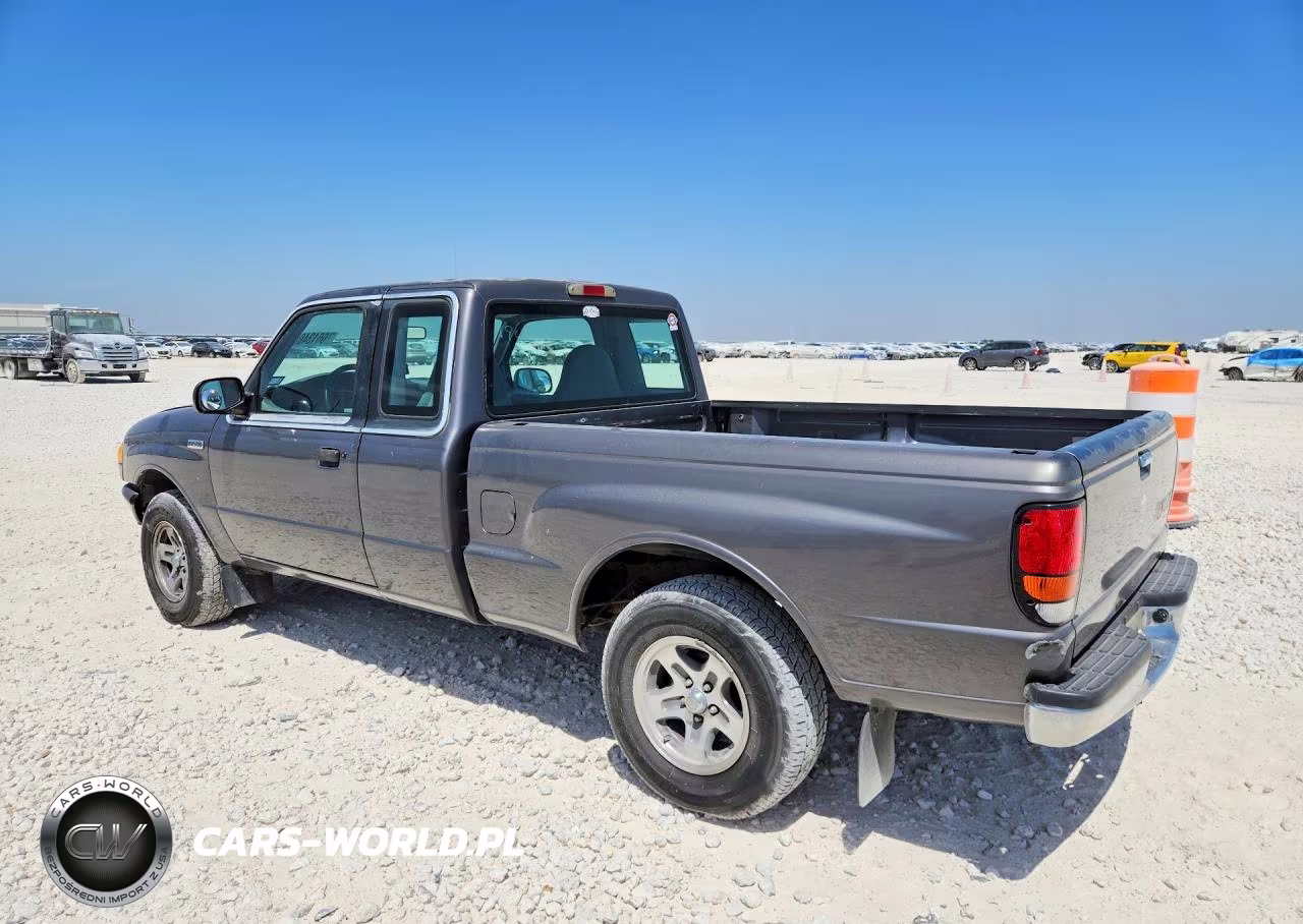 2000 Mazda B2500 Cab Plus VIN:4F4YR16C6YTM31945 - 2
