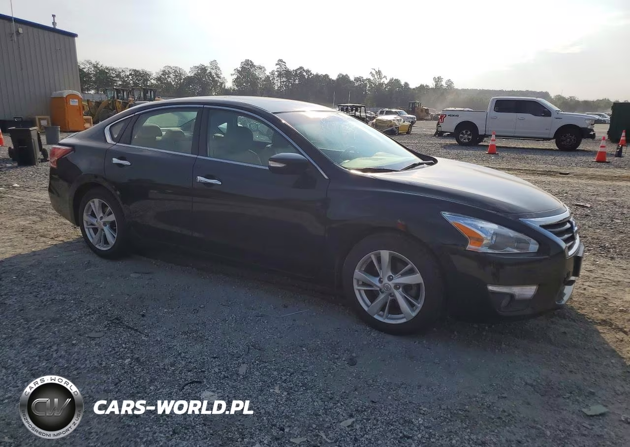 2013 Nissan Altima 2.5 VIN:1N4AL3AP6DN410695 - 4