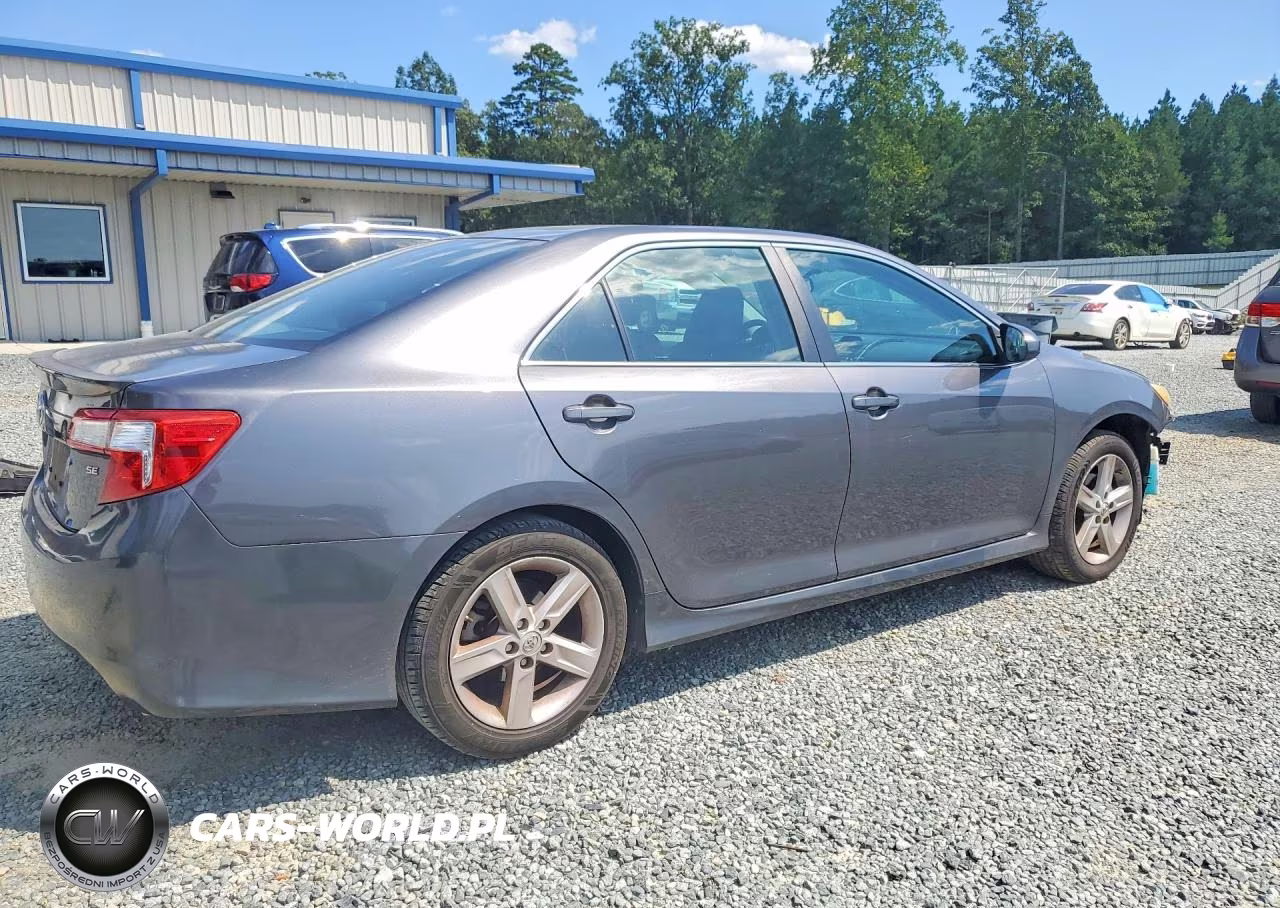 2014 Toyota Camry L VIN:4T1BF1FK9EU395409 - 3