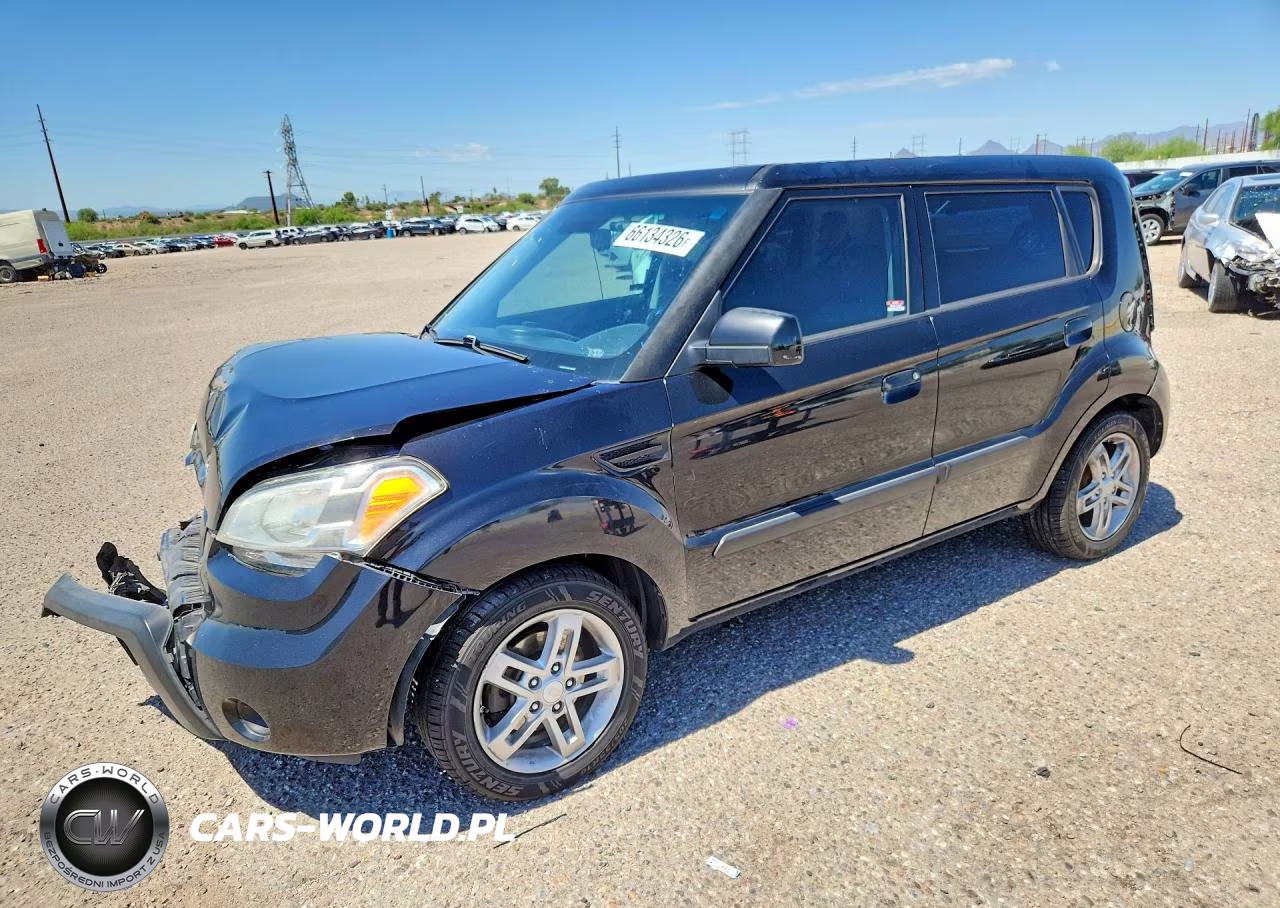 2010 Kia Soul +