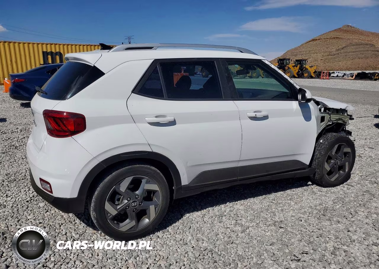 2021 Hyundai Venue Sel VIN:KMHRC8A31MU084992 - 3