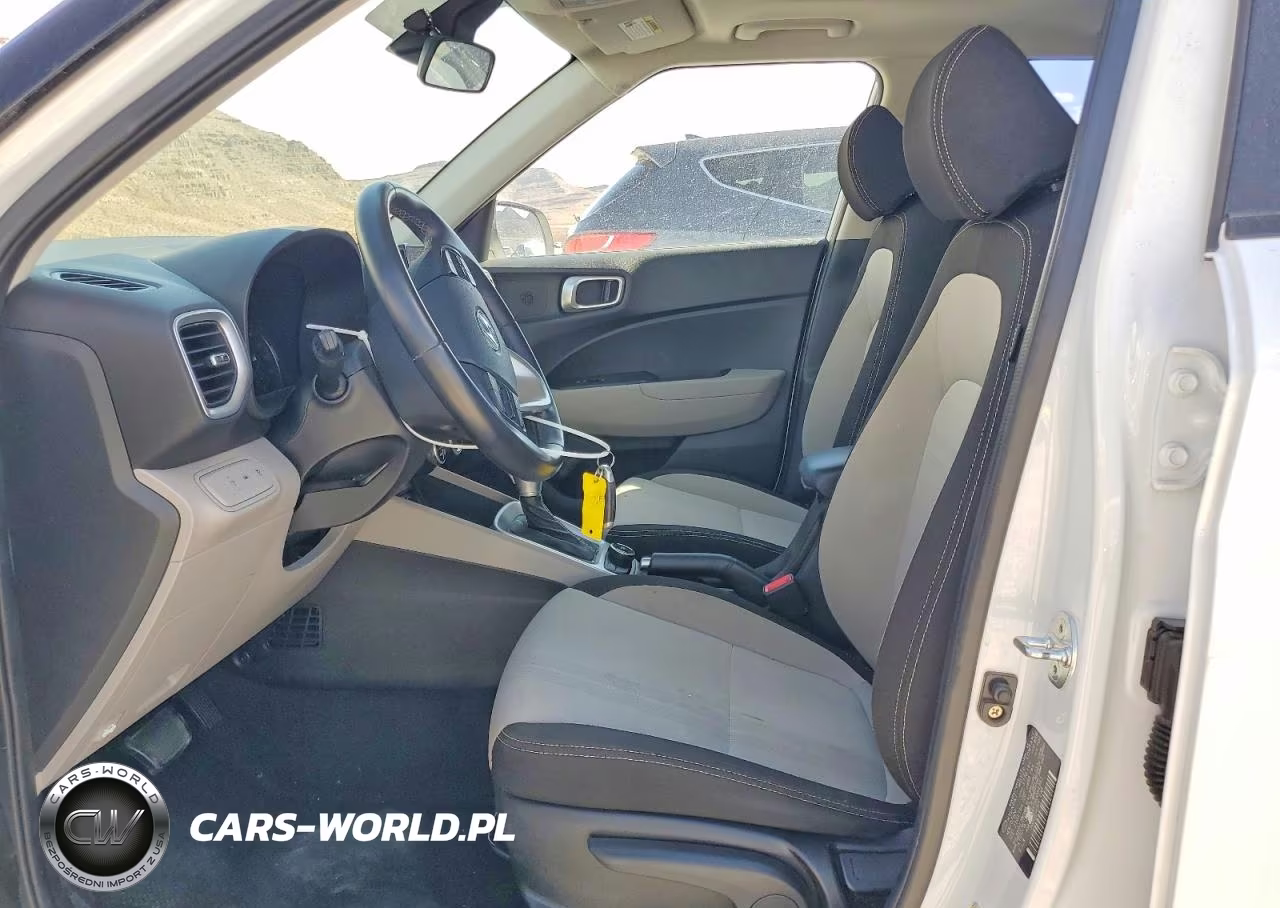 2021 Hyundai Venue Sel VIN:KMHRC8A31MU084992 - 7