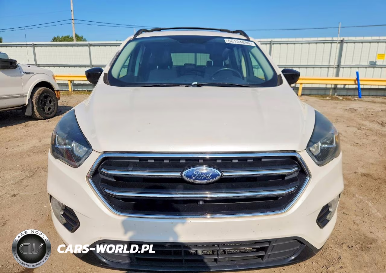 2017 Ford Escape Se VIN:1FMCU0GDXHUB50157 - 5