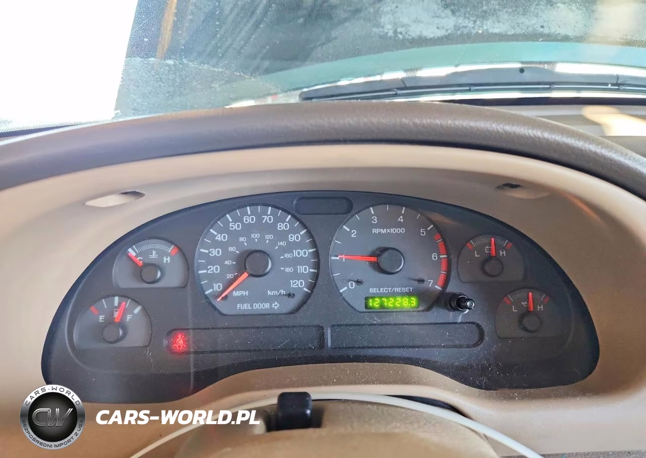 2001 Ford Mustang VIN:1FAFP40481F204579 - 9