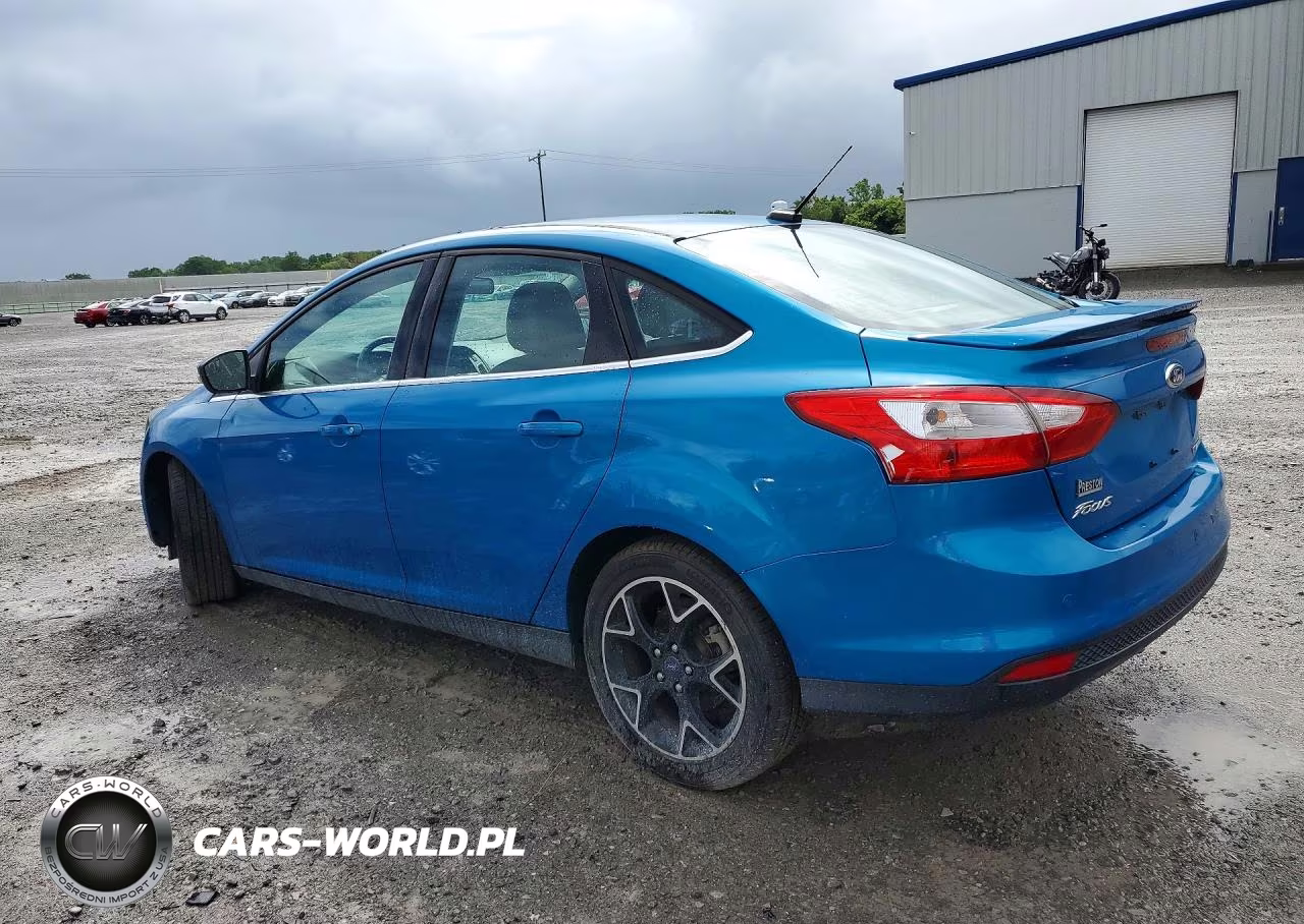 2012 Ford Focus Titanium VIN:1FAHP3J2XCL390615 - 2