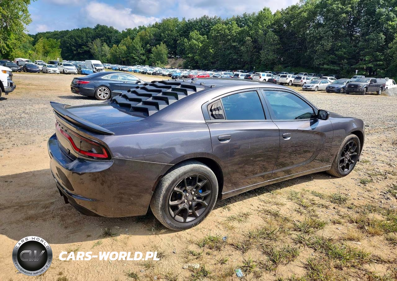 2015 Dodge Charger Se VIN:2C3CDXFG1FH806372 - 3