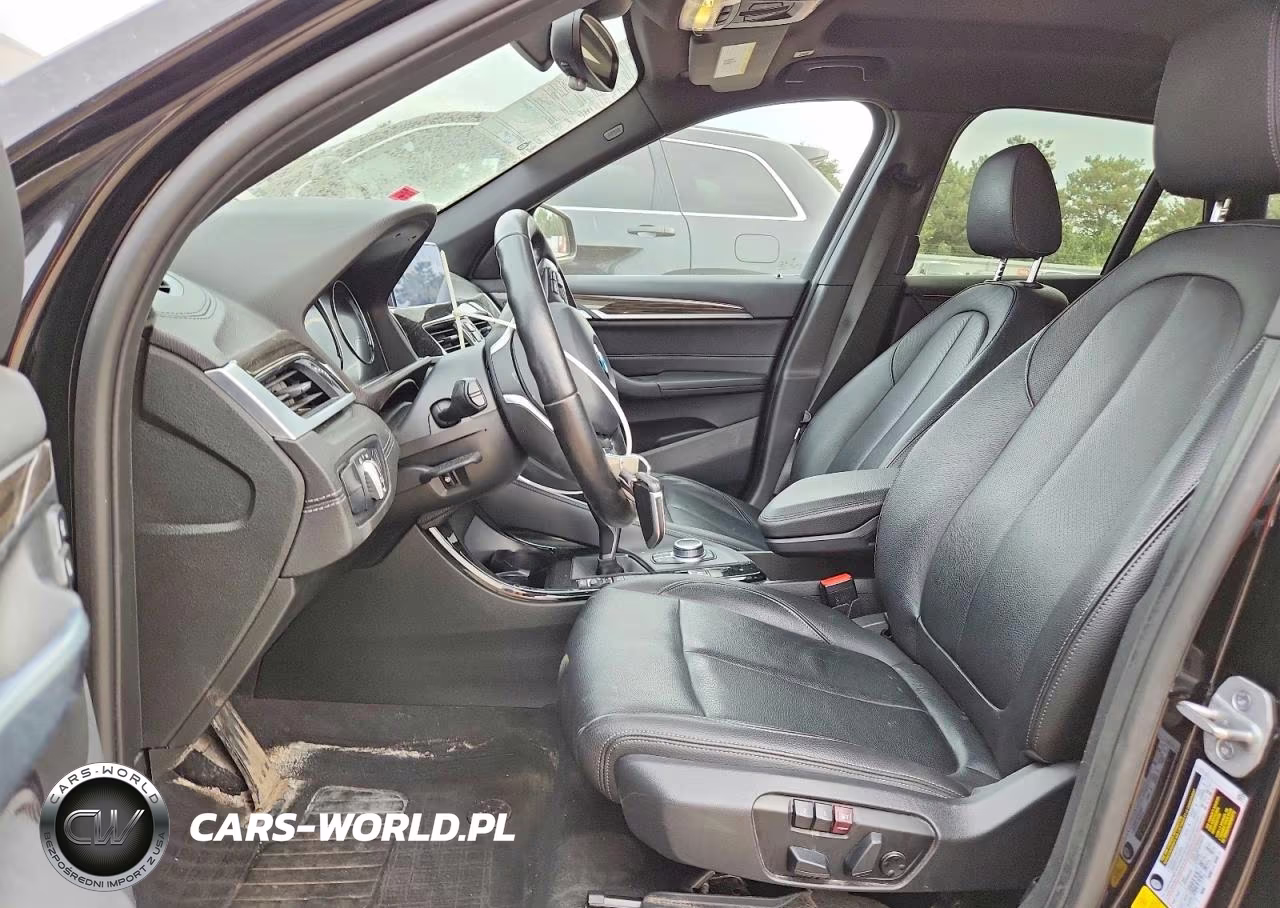 2021 BMW X1 xDrive28I VIN:WBXJG9C02M5U33847 - 7