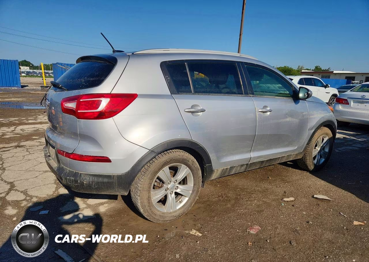 2011 Kia Sportage Lx VIN:KNDPB3A26B7015736 - 3