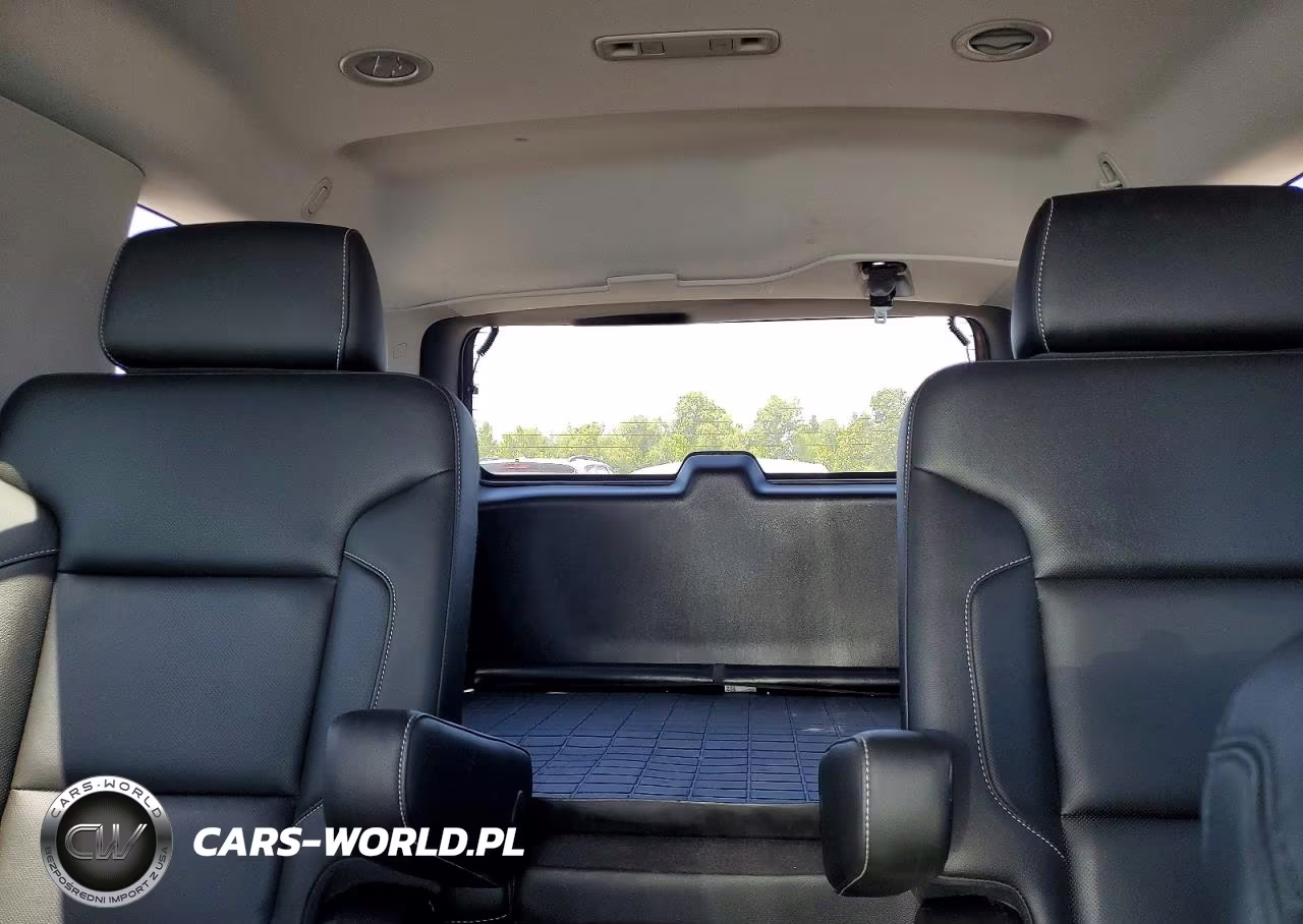 2020 Chevrolet Tahoe C1500 Premier VIN:1GNSCCKC3LR270856 - 10