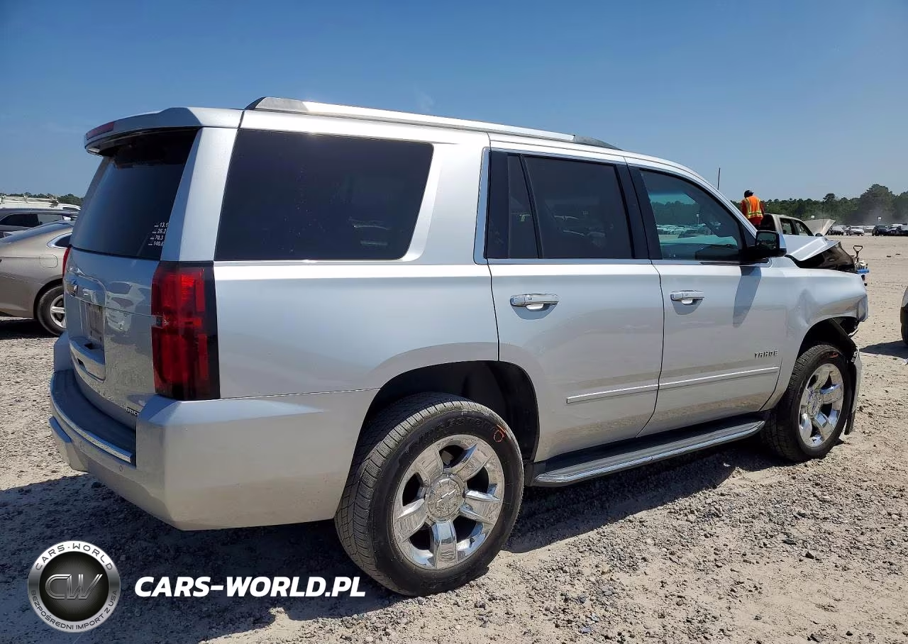 2020 Chevrolet Tahoe C1500 Premier VIN:1GNSCCKC3LR270856 - 3