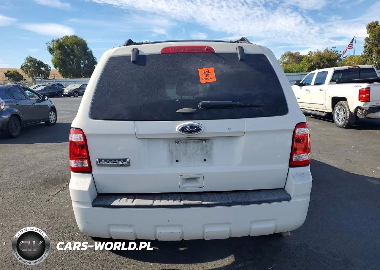 2011 Ford Escape Xlt VIN:1FMCU0D70BKC25921 - 6
