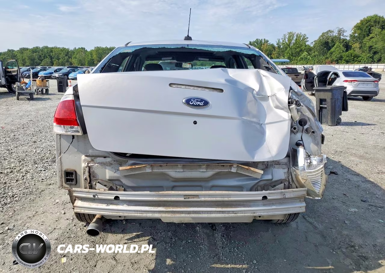 2008 Ford Focus Se VIN:1FAHP35N28W170346 - 6