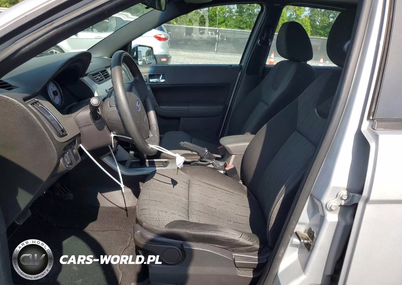 2008 Ford Focus Se VIN:1FAHP35N28W170346 - 7