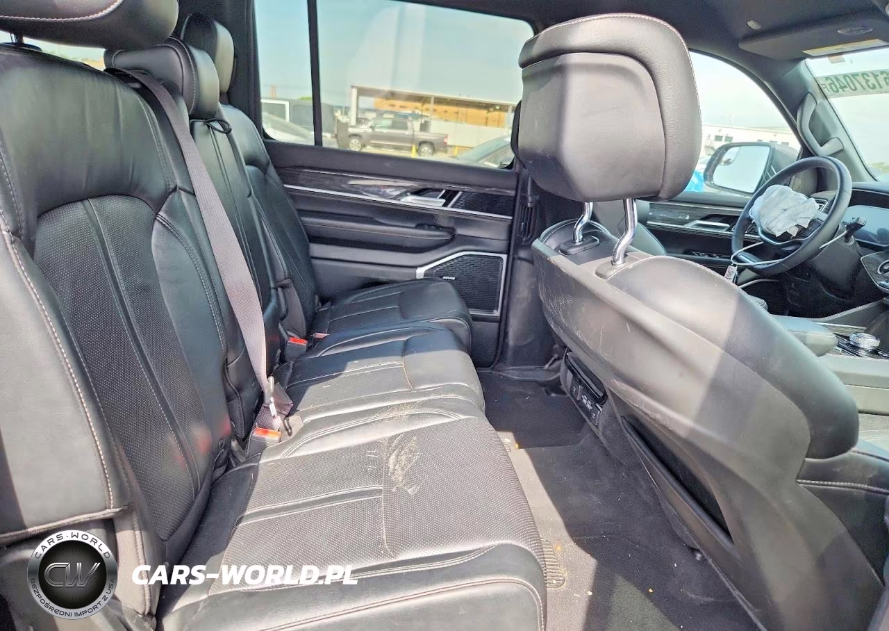 2022 Jeep Wagoneer Series Ii VIN:1C4SJUBT2NS138638 - 11