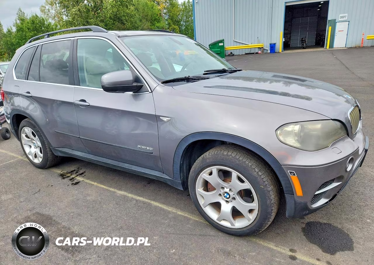 2011 BMW X5 xDrive50I VIN:5UXZV8C5XBL421531 - 4