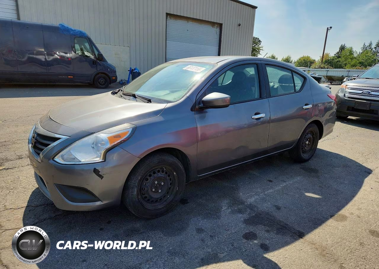 2016 Nissan Versa 1.6 Sv – zdjęcie 1 z 12