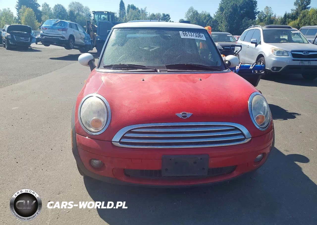 2010 Mini Cooper VIN:WMWMF3C59ATZ61699 - 5