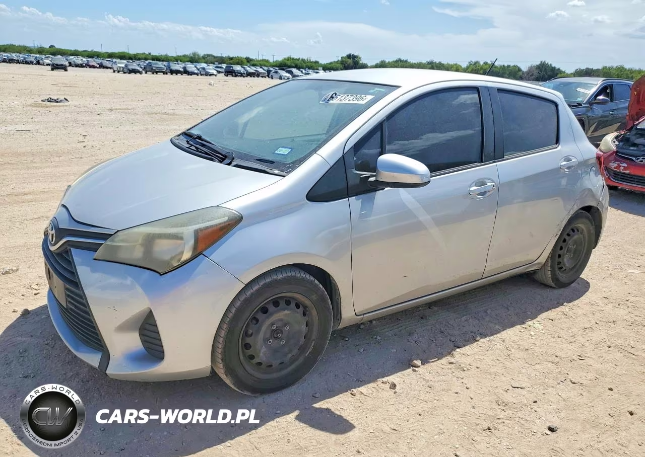 2015 Toyota Yaris 5-Door L – zdjęcie 1 z 12