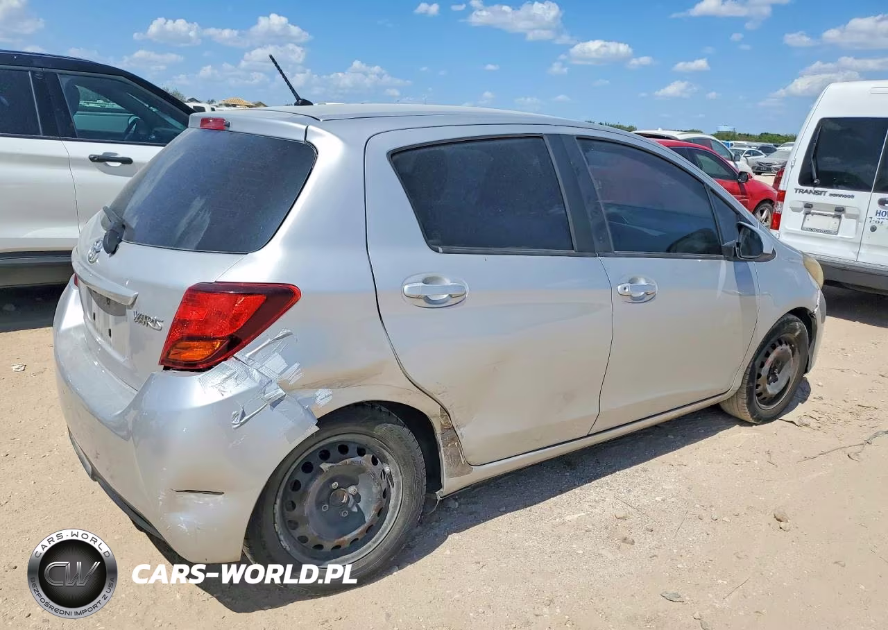 2015 Toyota Yaris 5-Door L VIN:VNKKTUD3XFA039796 - 3