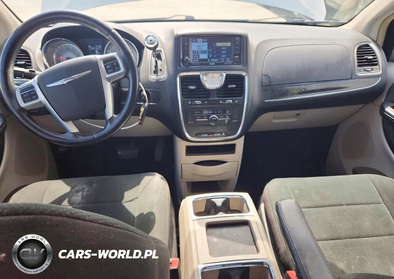 2011 Chrysler Town & Country Touring VIN:2A4RR5DGXBR779752 - 8