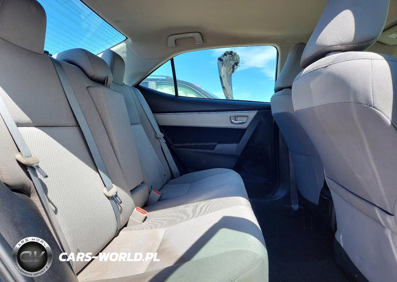 2016 Toyota Corolla Le VIN:5YFBURHE8GP387849 - 10