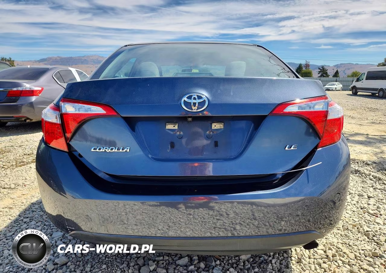 2016 Toyota Corolla Le VIN:5YFBURHE8GP387849 - 6