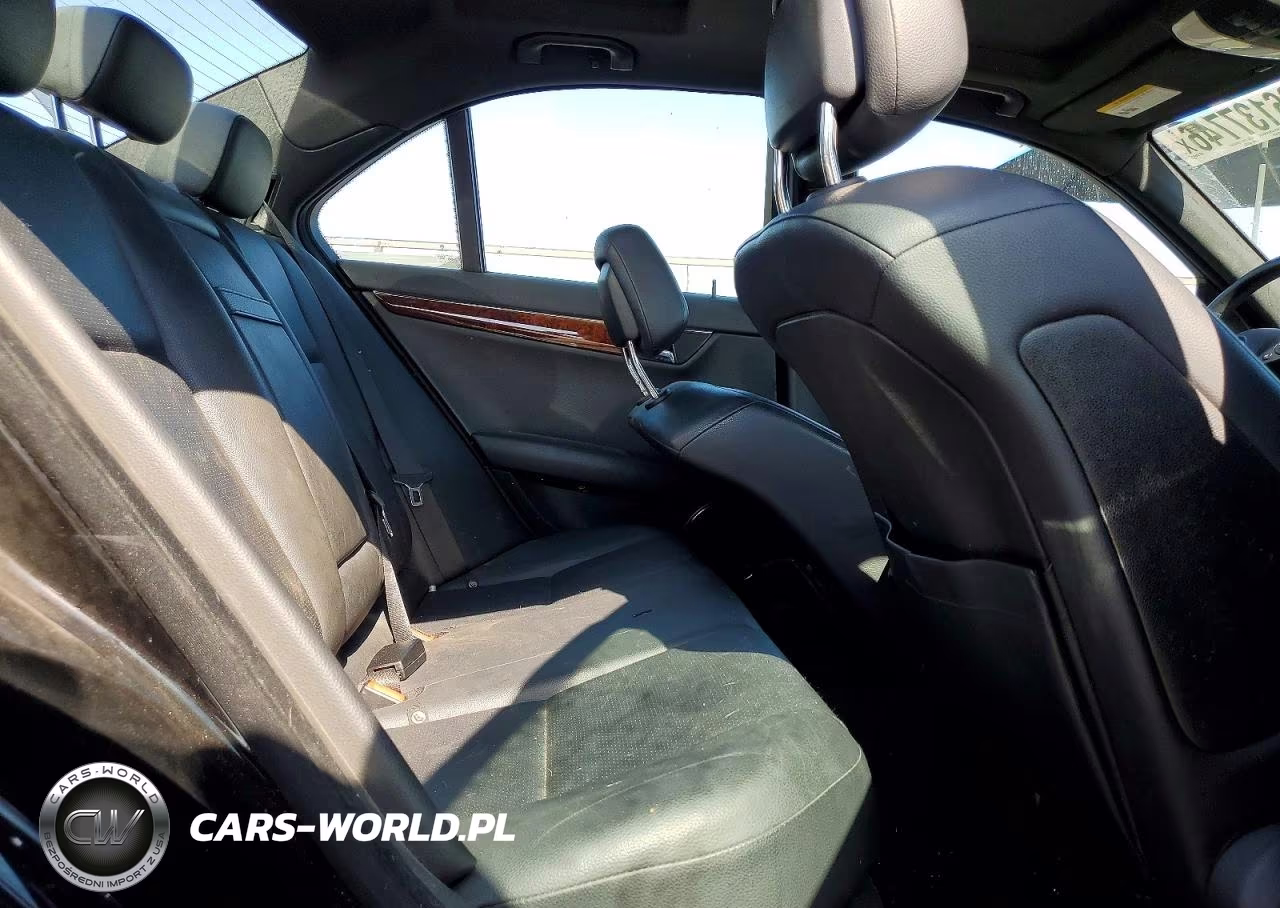 2010 Mercedes-Benz C 300 4Matic VIN:WDDGF8BB5AF405253 - 10
