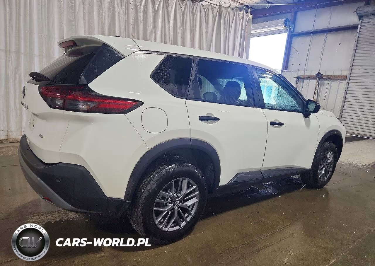 2023 Nissan Rogue S VIN:5N1BT3AB1PC925974 - 3