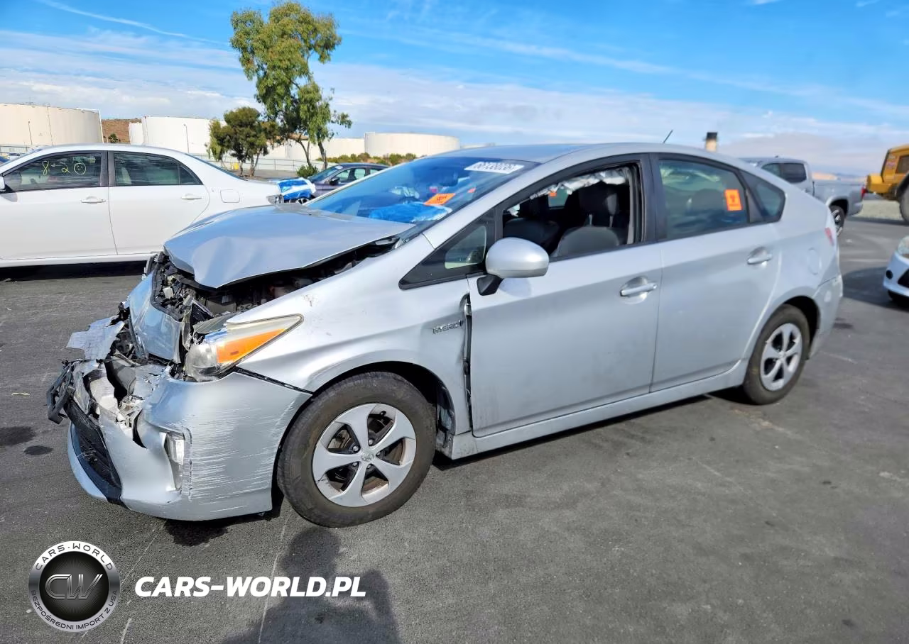 2013 Toyota Prius Four VIN:JTDKN3DU0D5661755 - 1