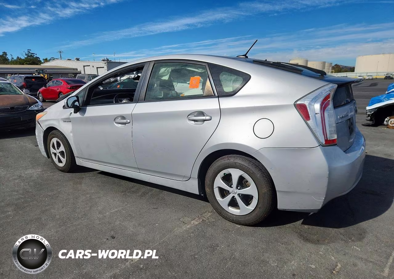 2013 Toyota Prius Four VIN:JTDKN3DU0D5661755 - 2