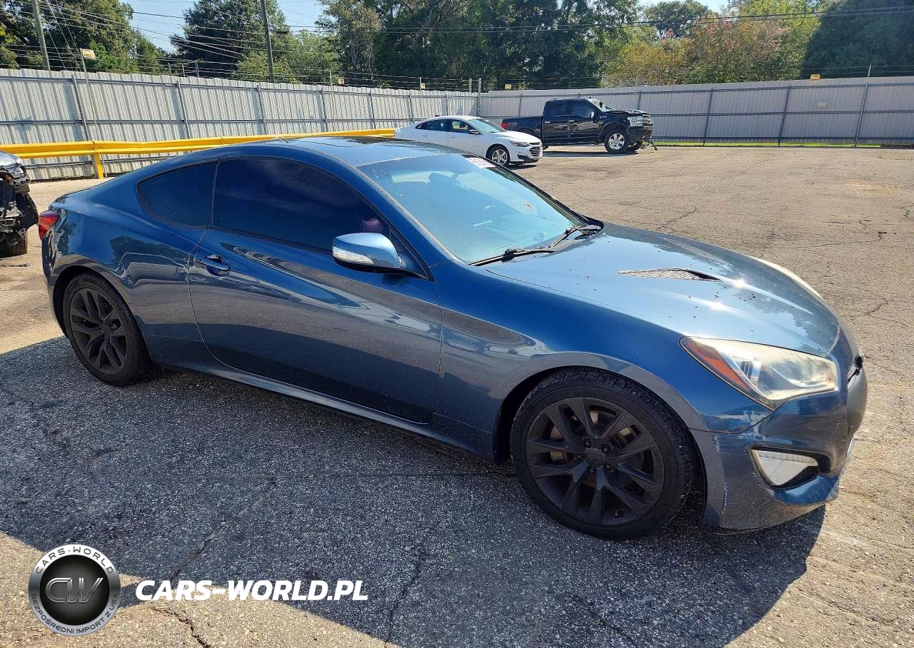 2013 Hyundai Genesis Coupe 3.8 Grand Touring VIN:KMHHU6KJ5DU094077 - 4