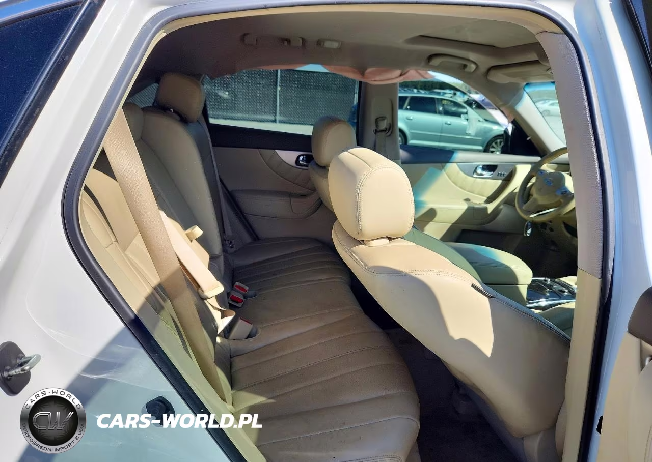 INFINITI QX70 VIN:JN8CS1MW5HM416422 - 10