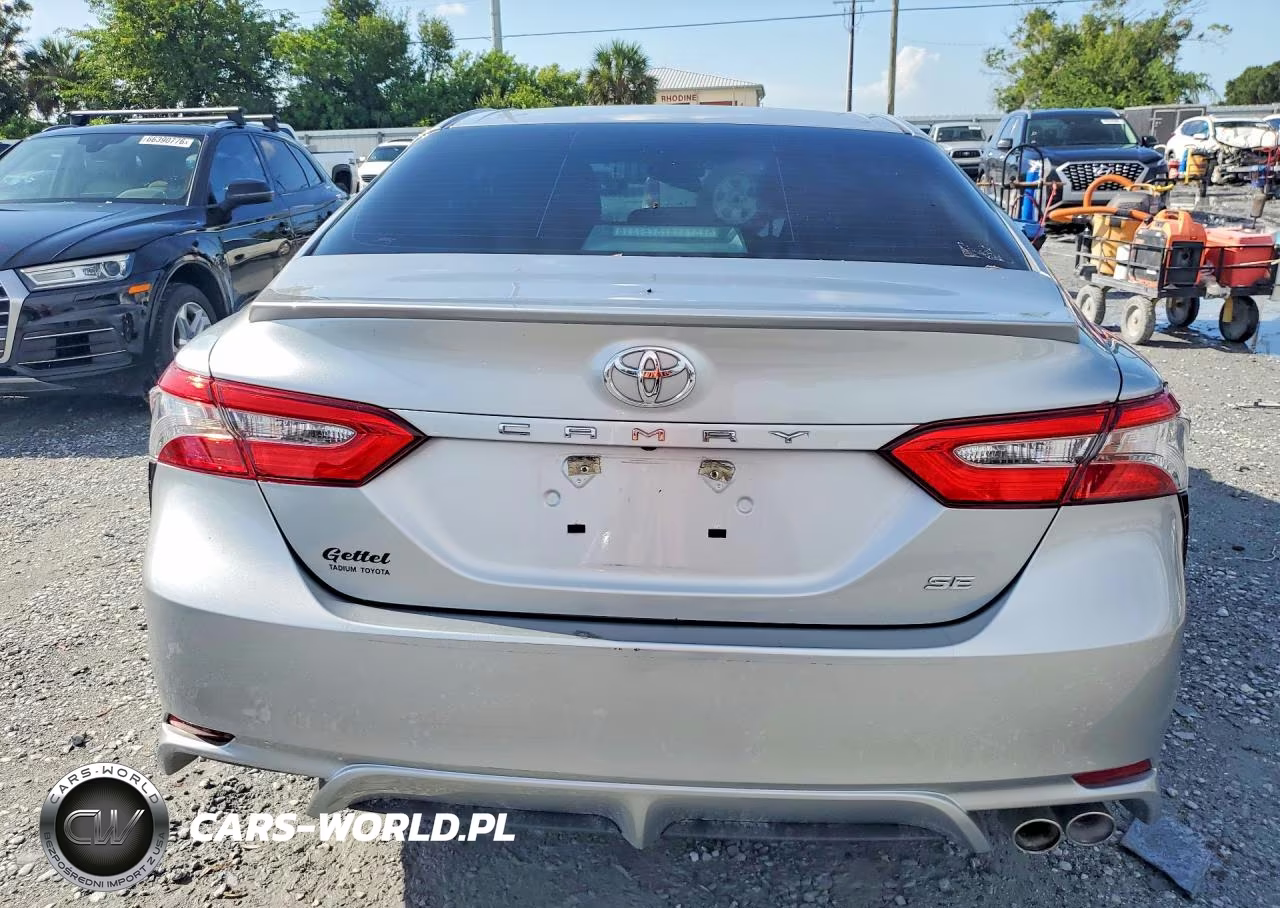 2018 Toyota Camry Se VIN:4T1B11HK7JU639449 - 6