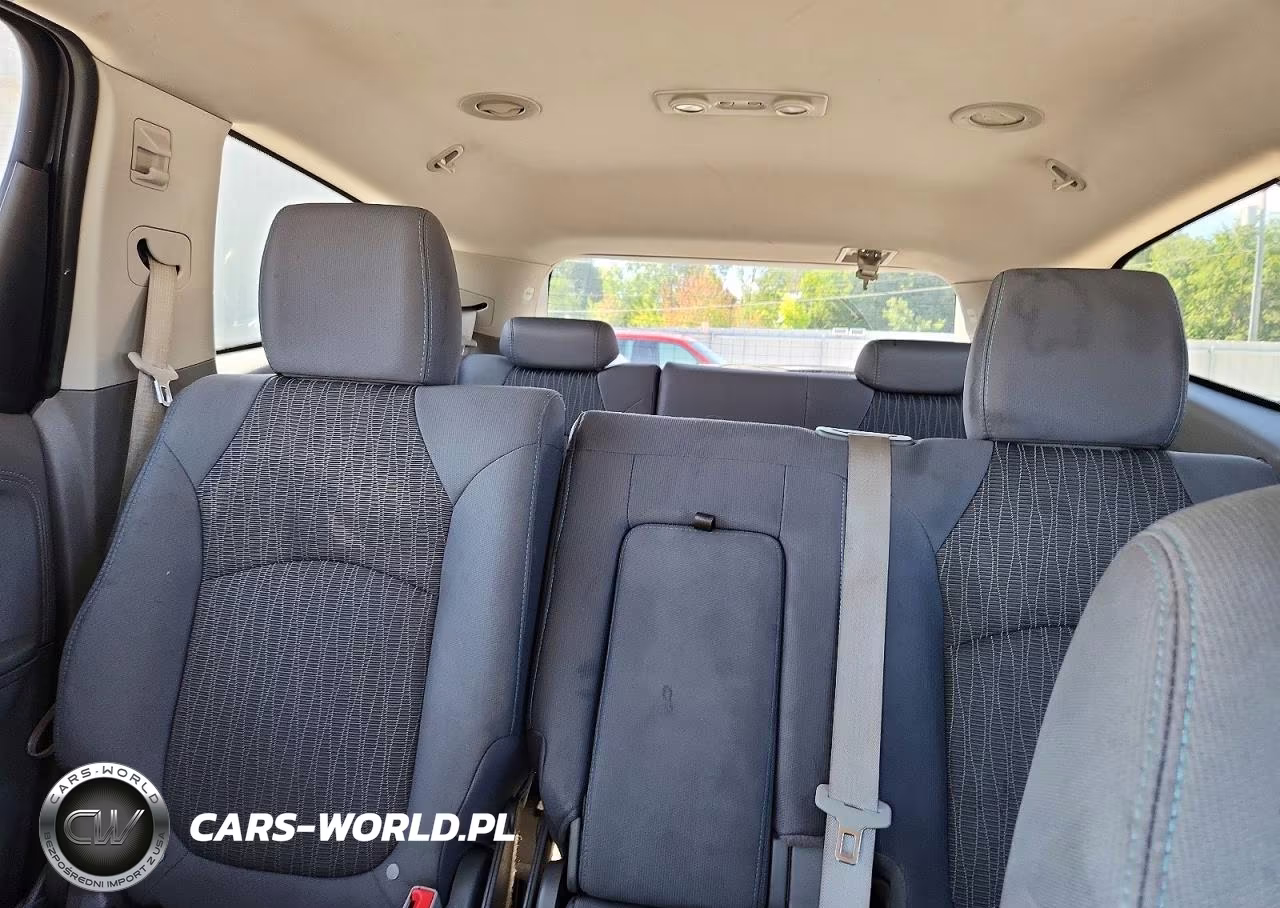 2014 Chevrolet Traverse Ls VIN:1GNKRFED1EJ281392 - 10
