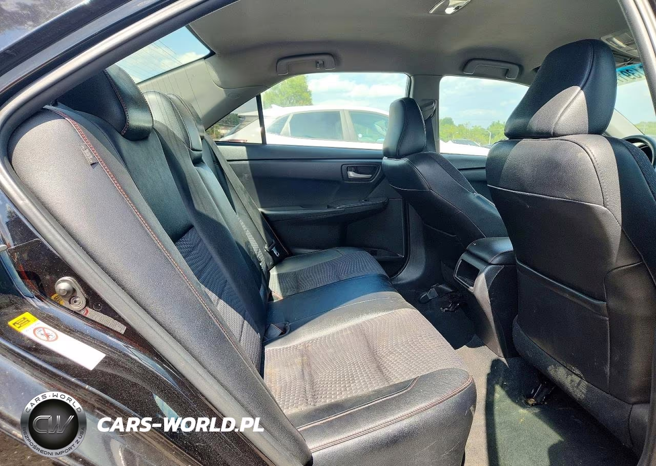 2015 Toyota Camry Se VIN:4T1BF1FKXFU942432 - 10