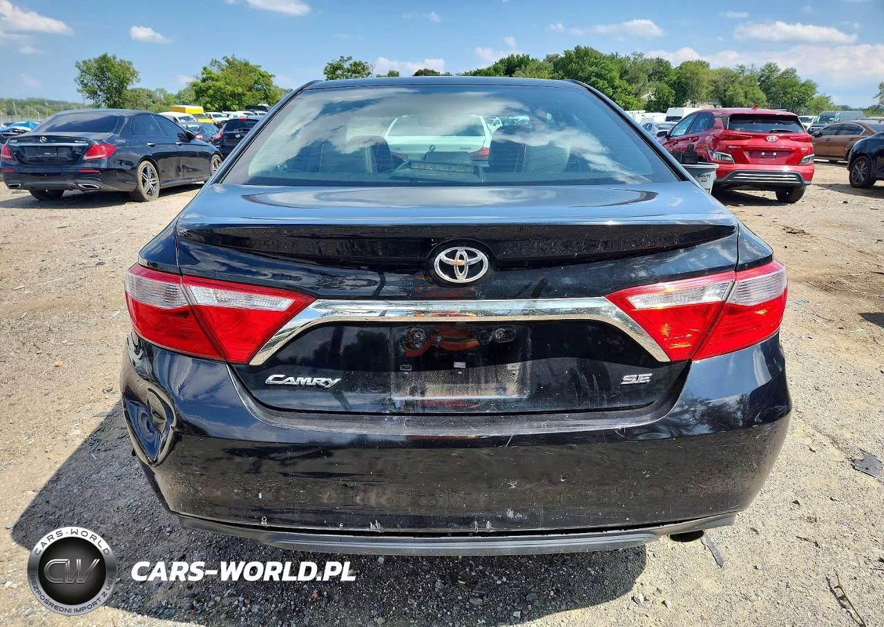 2015 Toyota Camry Se VIN:4T1BF1FKXFU942432 - 6