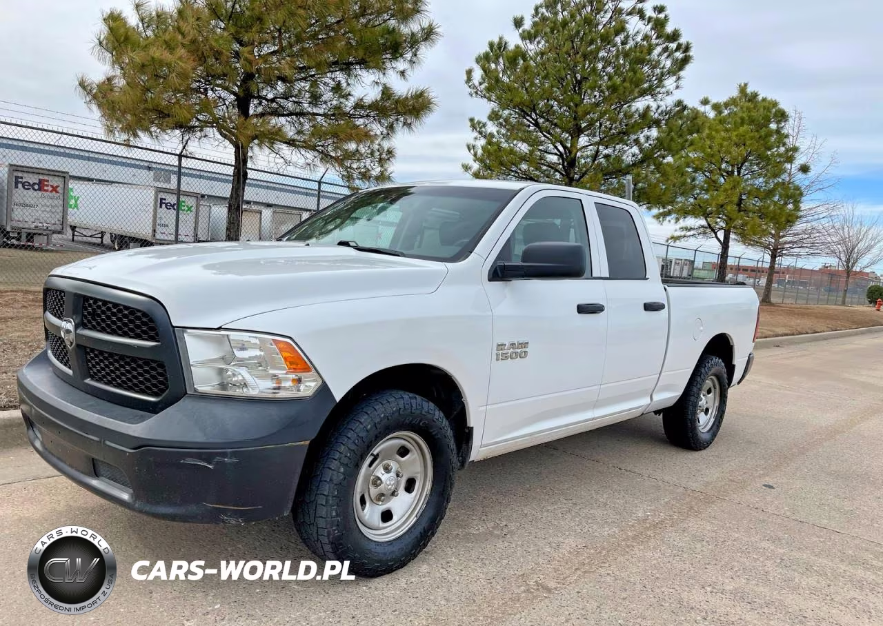 RAM 1500 ST VIN:1C6RR7FG6JS274357 - 2