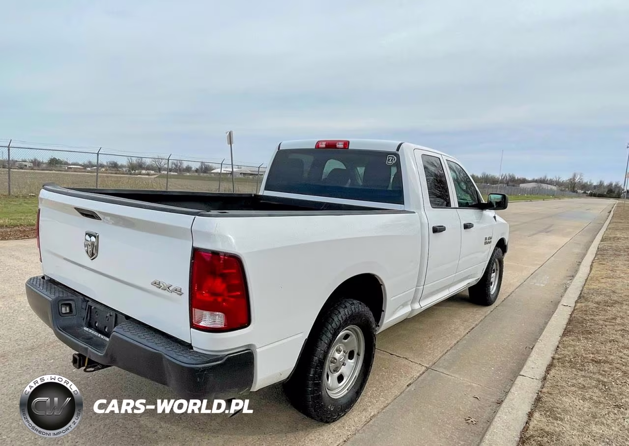RAM 1500 ST VIN:1C6RR7FG6JS274357 - 4