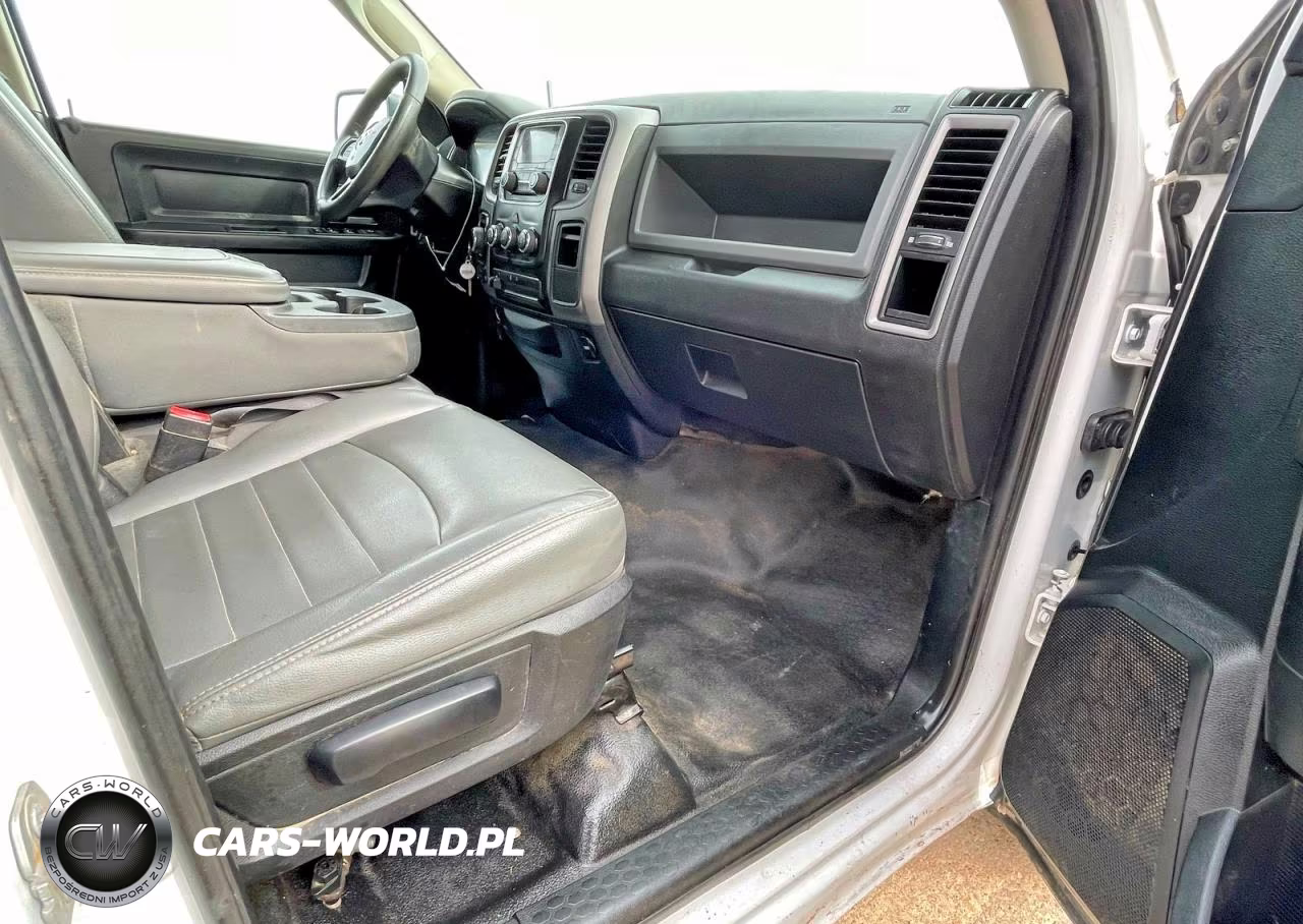 RAM 1500 ST VIN:1C6RR7FG6JS274357 - 5