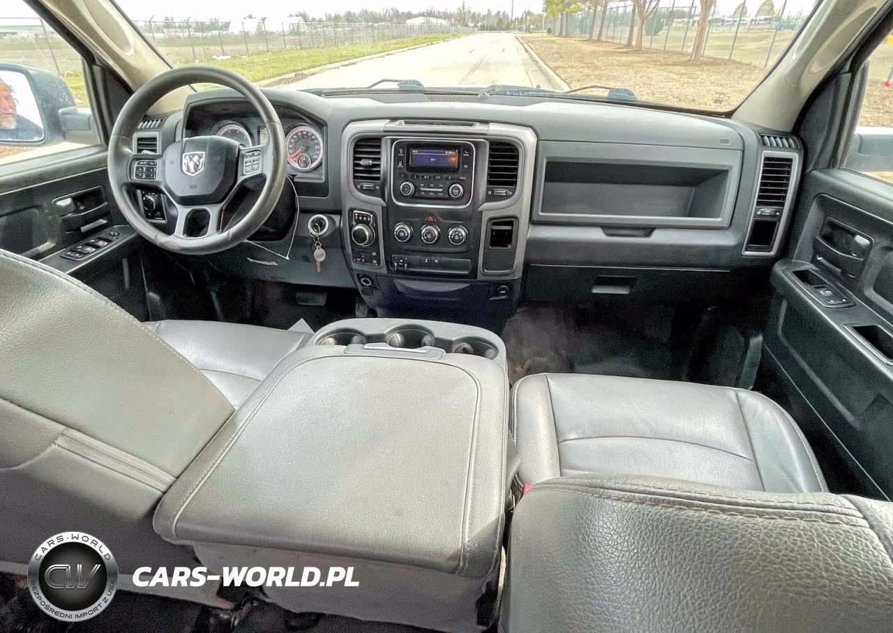 RAM 1500 ST VIN:1C6RR7FG6JS274357 - 9