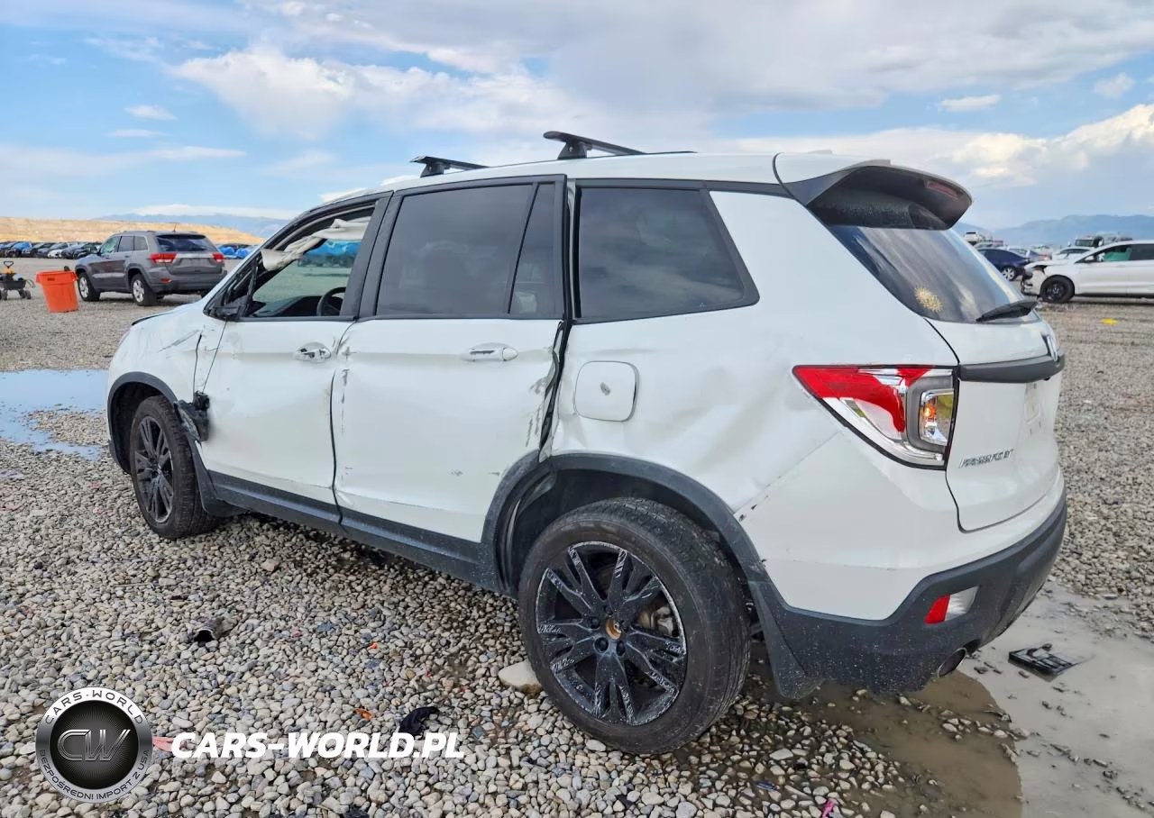 2021 Honda Passport Sport VIN:5FNYF8H22MB019081 - 2