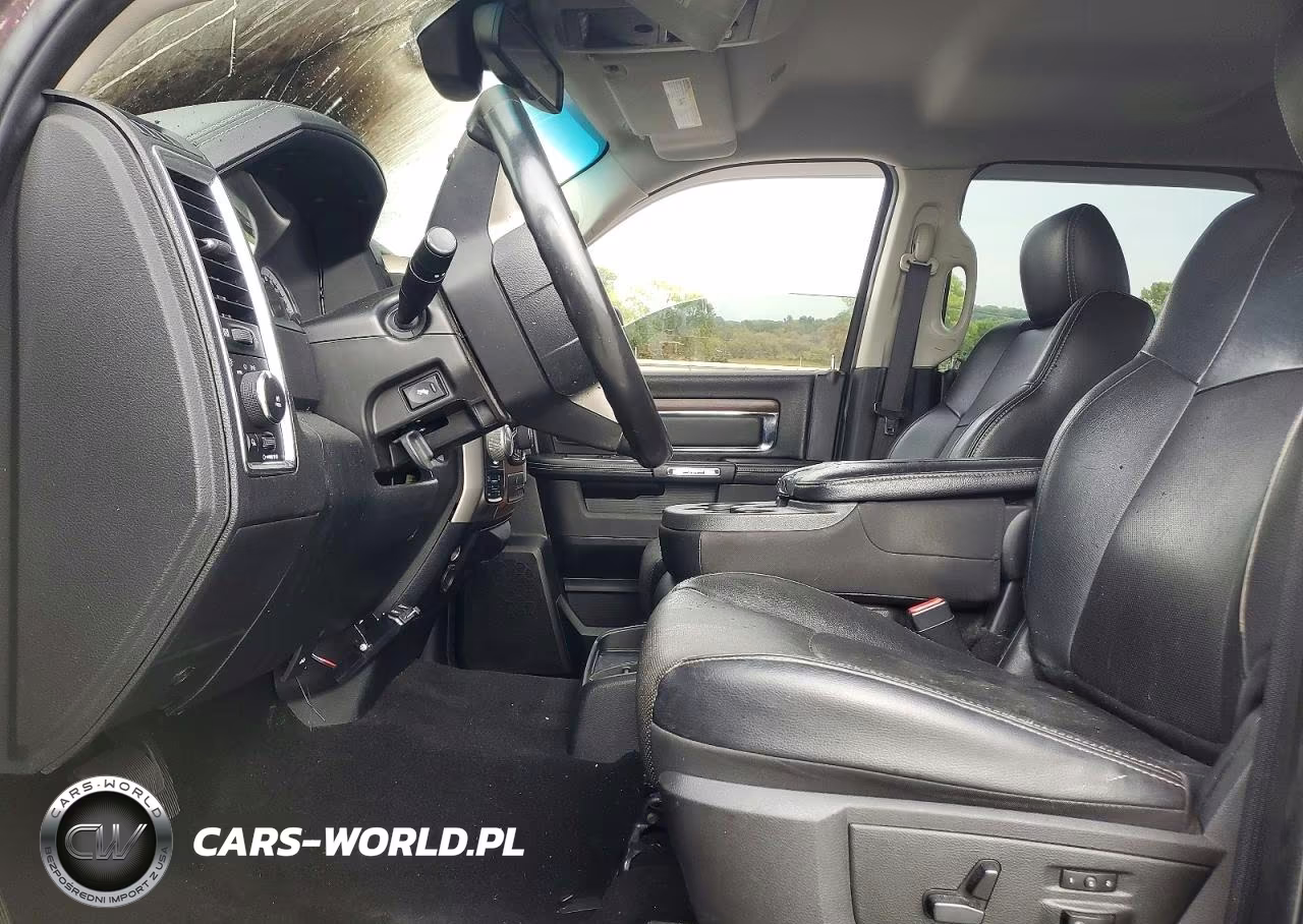 2017 Ram 1500 Laramie VIN:1C6RR7NT4HS602173 - 7