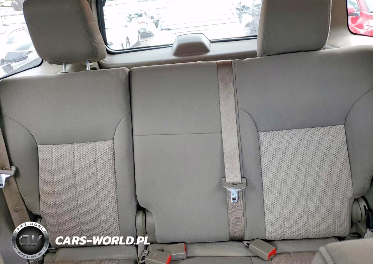 2010 Jeep Liberty Sport VIN:1J4PN2GK5AW127435 - 10