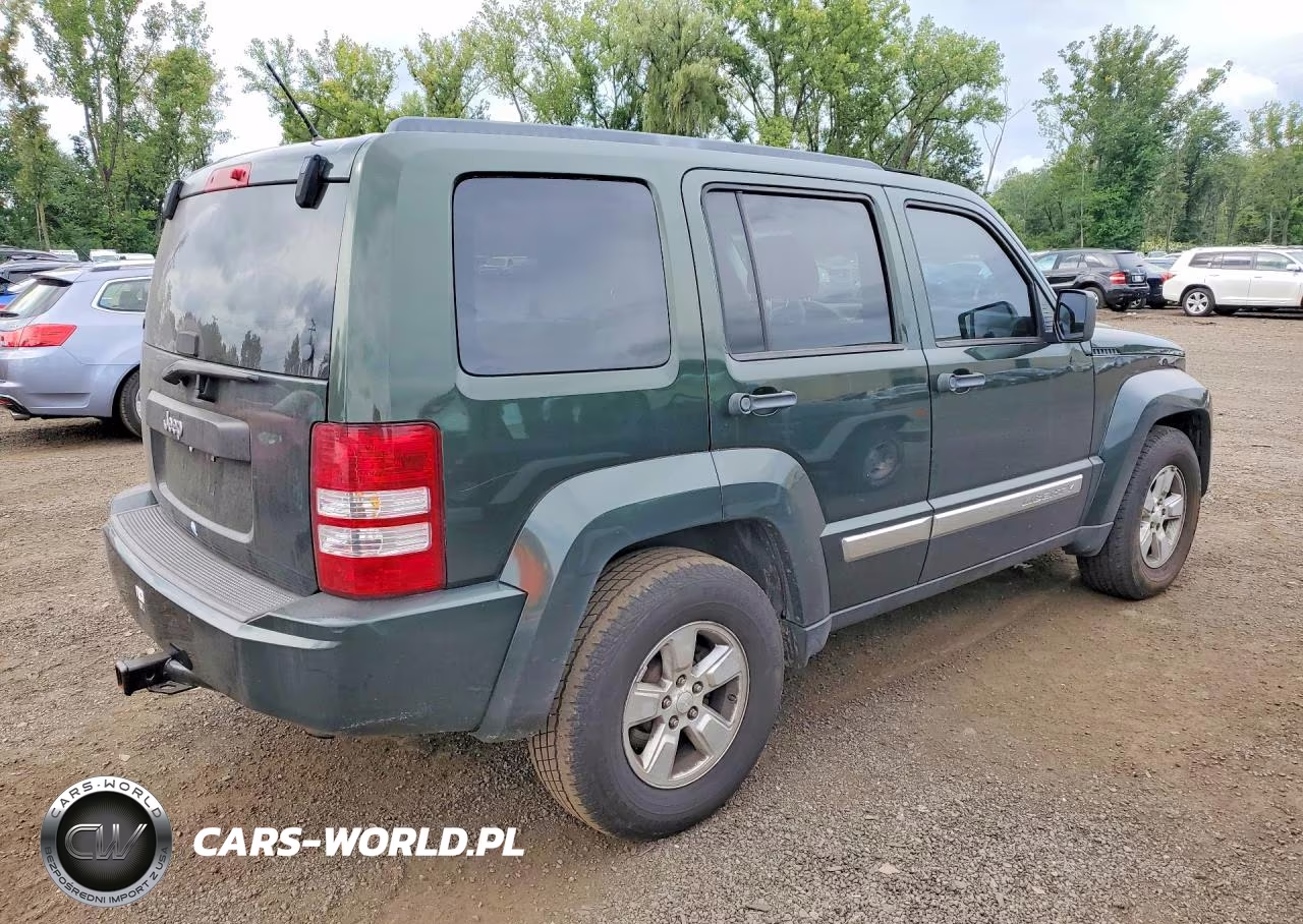 2010 Jeep Liberty Sport VIN:1J4PN2GK5AW127435 - 3