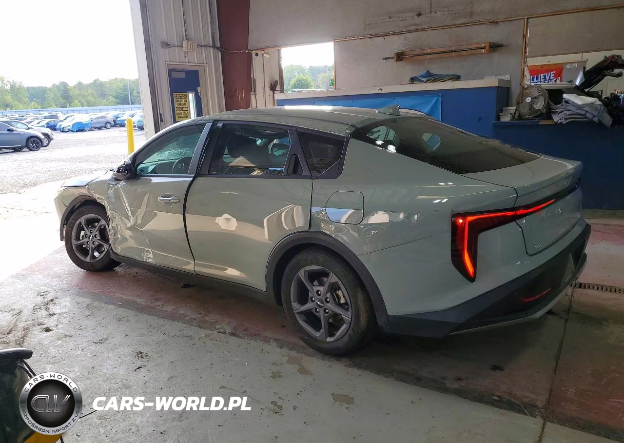 2026 Kia K4 Lxs VIN:3KPFT4DE4TE282086 - 2