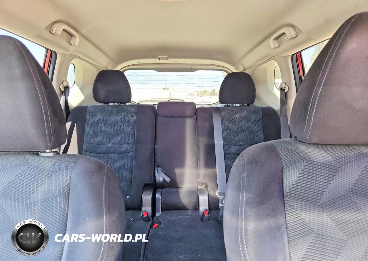 2014 Nissan Rogue S VIN:5N1AT2ML2EC800571 - 10