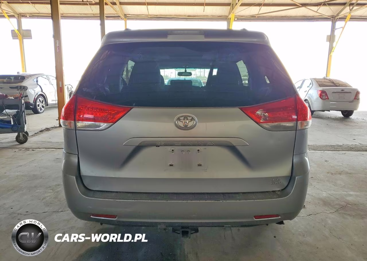 2011 Toyota Sienna Le VIN:5TDJK3DC2BS019394 - 6