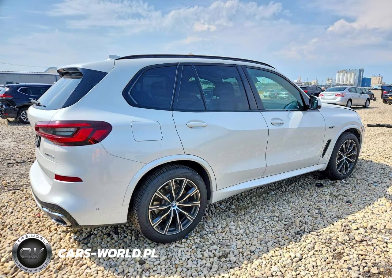 2022 BMW X5 xDrive45E VIN:5UXTA6C04N9K67944 - 3